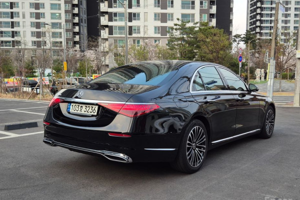 2022 Mercedes-Benz S-Класс с пробегом 195 000 км