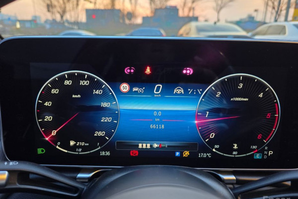 2022 Mercedes-Benz S-Класс с пробегом 66 118 км