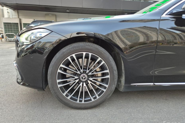 2022 Mercedes-Benz S-Класс с пробегом 195 000 км