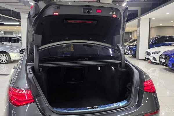 2022 Mercedes-Benz S-Класс с пробегом 90 888 км