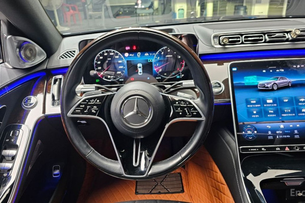 2022 Mercedes-Benz S-Класс с пробегом 27 990 км