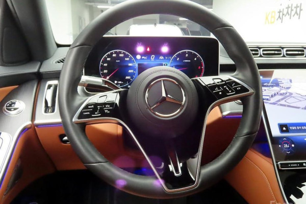 2022 Mercedes-Benz S-Класс с пробегом 65 483 км