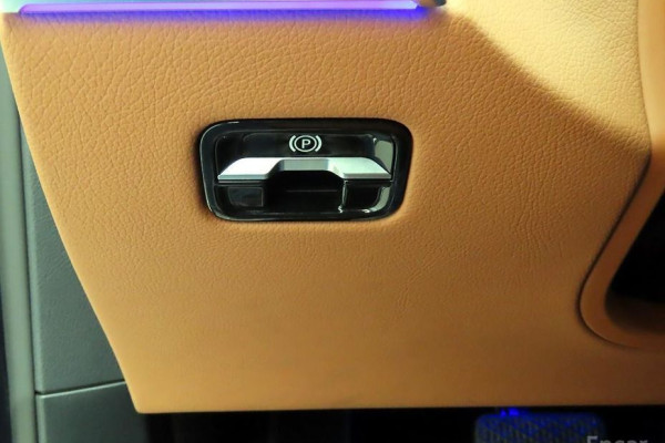 2022 Mercedes-Benz S-Класс с пробегом 65 483 км