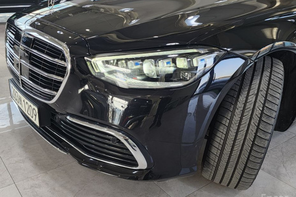 2023 Mercedes-Benz S-Класс с пробегом 90 635 км