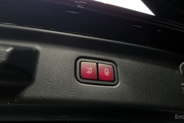 2023 Mercedes-Benz S-Класс с пробегом 13 894 км