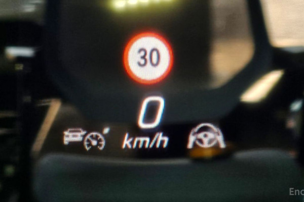 2022 Mercedes-Benz S-Класс с пробегом 27 990 км