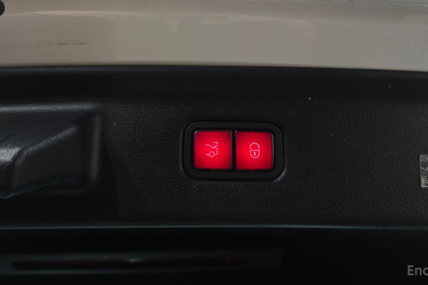 2023 Mercedes-Benz S-Класс с пробегом 49 612 км