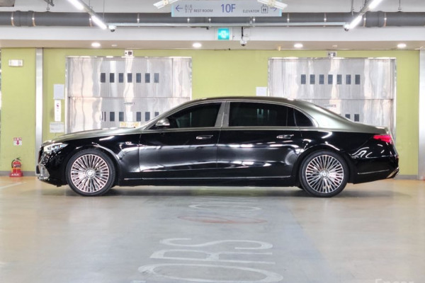 2022 Mercedes-Benz S-Класс с пробегом 27 000 км
