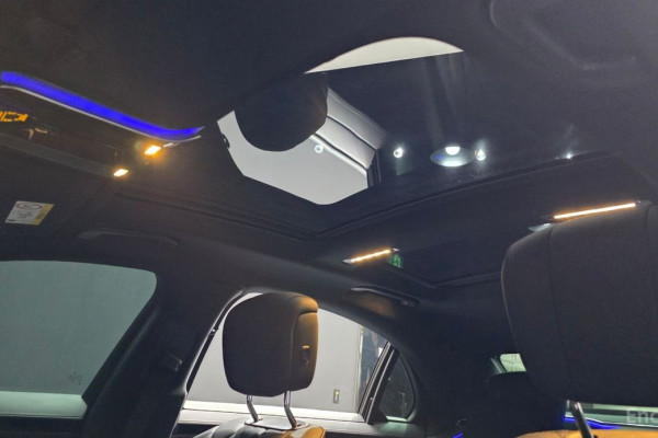 2022 Mercedes-Benz S-Класс с пробегом 113 114 км