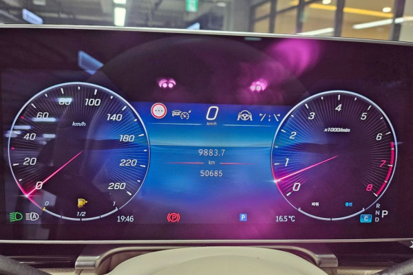 2023 Mercedes-Benz S-Класс с пробегом 50 000 км