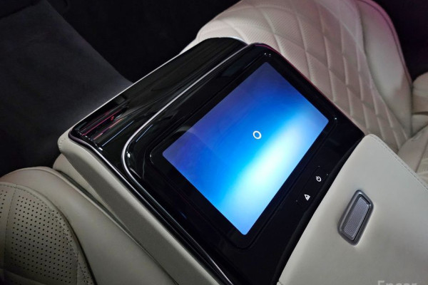 2023 Mercedes-Benz S-Класс с пробегом 50 000 км