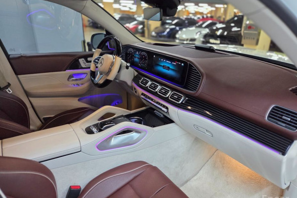 2023 Mercedes-Benz GLS с пробегом 33 900 км