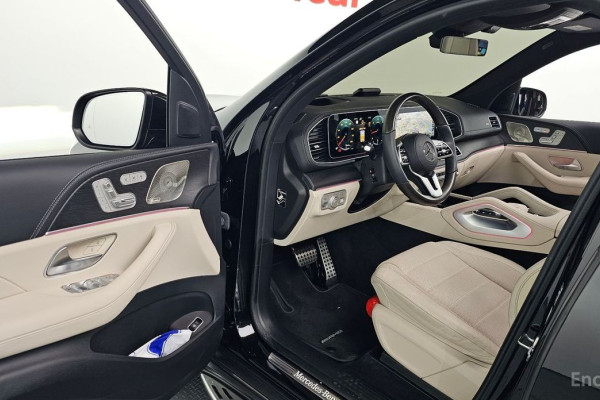 2023 Mercedes-Benz GLS с пробегом 9 878 км