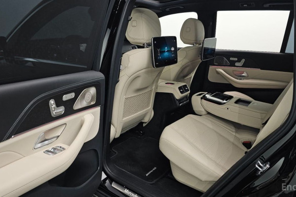 2023 Mercedes-Benz GLS с пробегом 9 878 км