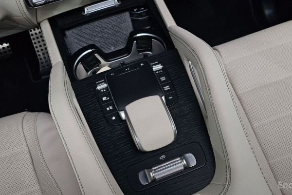 2023 Mercedes-Benz GLS с пробегом 9 878 км