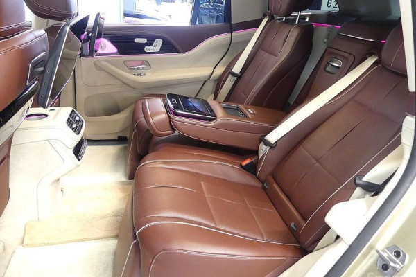 2023 Mercedes-Benz GLS с пробегом 28 155 км