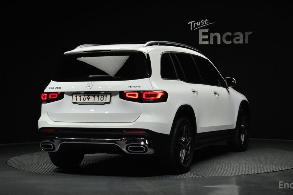 2023 Mercedes-Benz GLB с пробегом 28 948 км