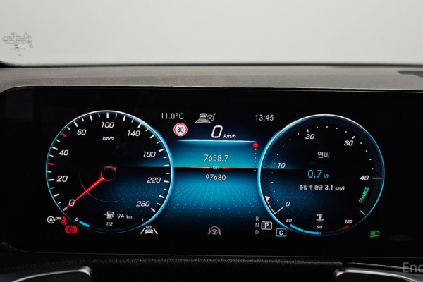 2022 Mercedes-Benz GLB с пробегом 97 680 км