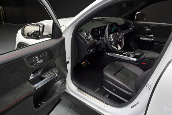 2023 Mercedes-Benz GLB с пробегом 28 948 км