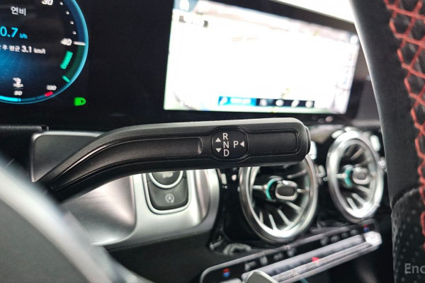 2022 Mercedes-Benz GLB с пробегом 97 680 км