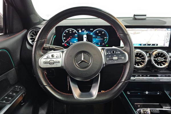 2022 Mercedes-Benz GLB с пробегом 97 680 км