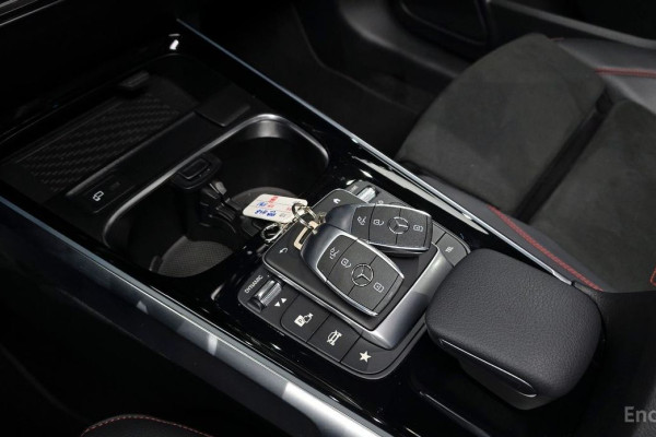 2023 Mercedes-Benz GLB с пробегом 28 948 км