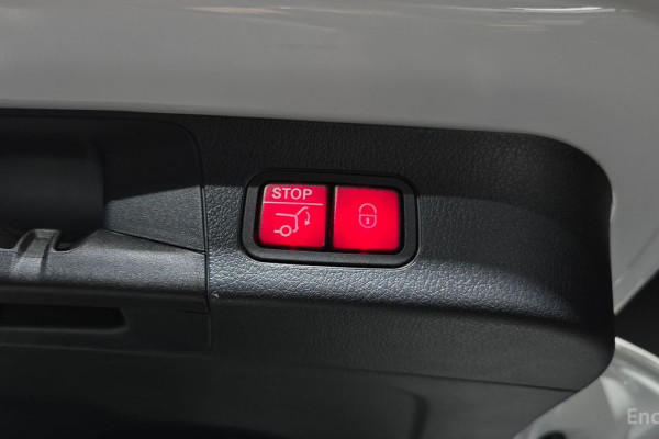 2023 Mercedes-Benz GLB с пробегом 28 948 км