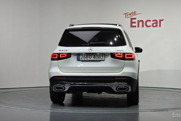 2022 Mercedes-Benz GLB с пробегом 23 776 км