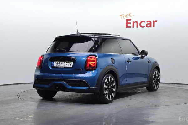 2023 Mini  с пробегом 36 545 км