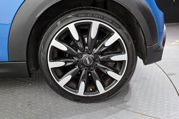 2023 Mini  с пробегом 36 545 км