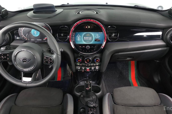 2023 Mini  с пробегом 47 535 км