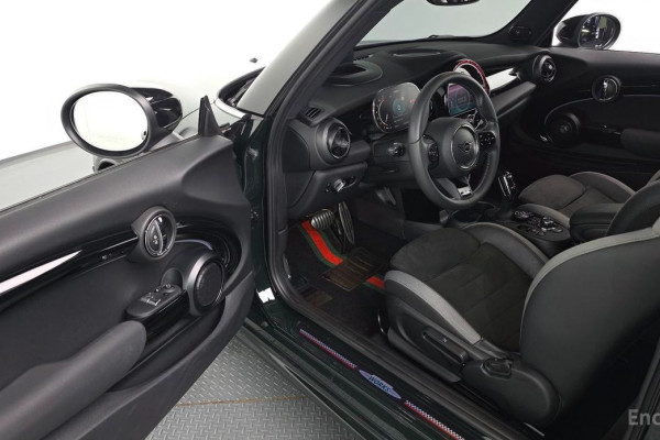 2023 Mini  с пробегом 47 535 км