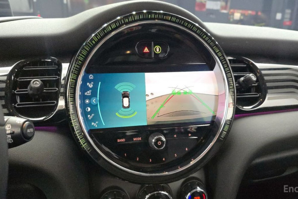 2023 Mini  с пробегом 12 768 км