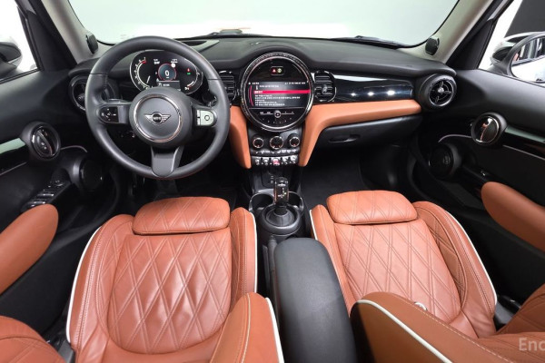 2022 Mini  с пробегом 23 682 км