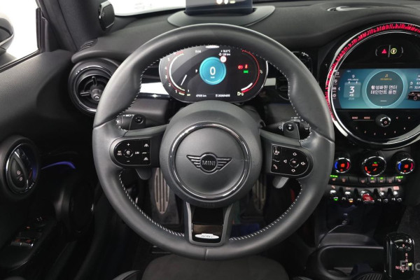 2023 Mini  с пробегом 47 535 км