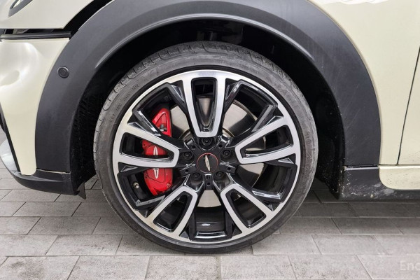 2023 Mini  с пробегом 9 546 км