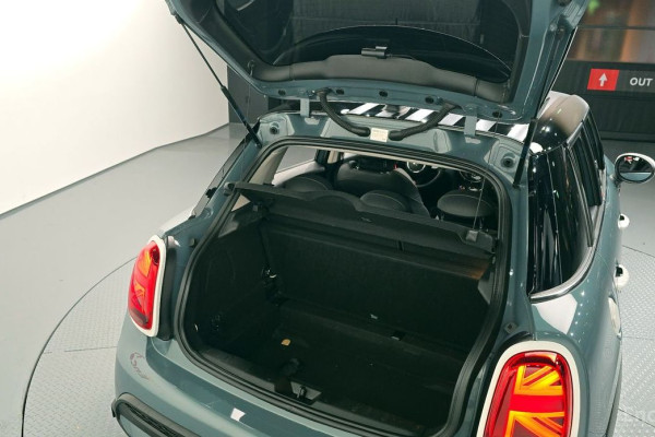 2023 Mini  с пробегом 12 768 км