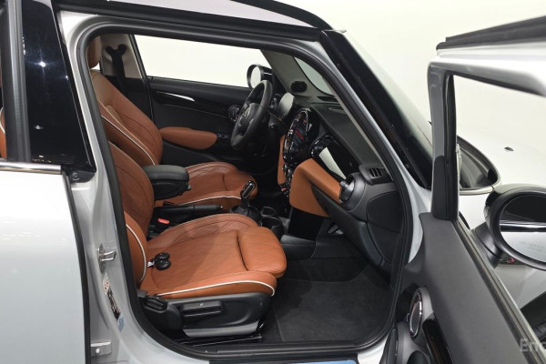 2022 Mini  с пробегом 23 682 км