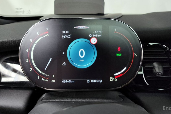 2023 Mini  с пробегом 9 546 км