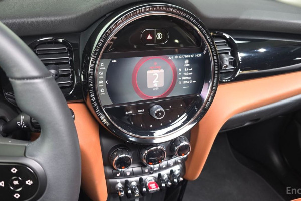 2022 Mini  с пробегом 23 682 км