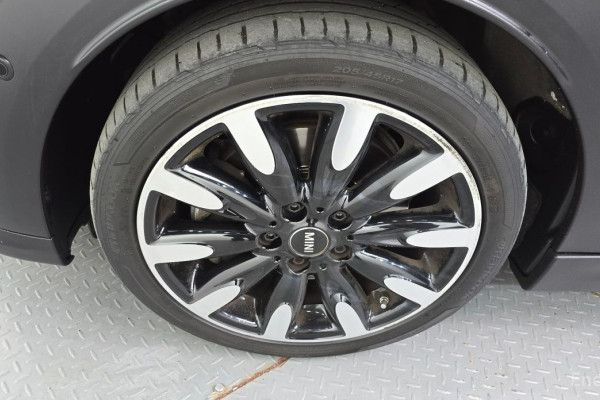 2022 Mini  с пробегом 39 103 км