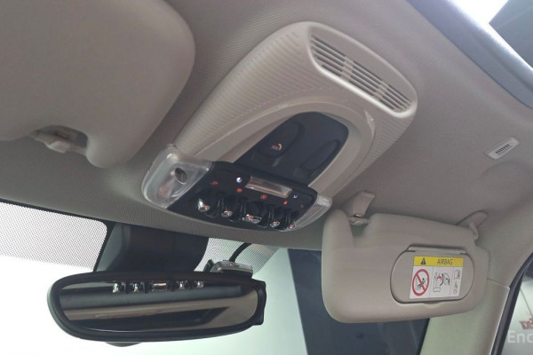 2022 Mini  с пробегом 23 682 км