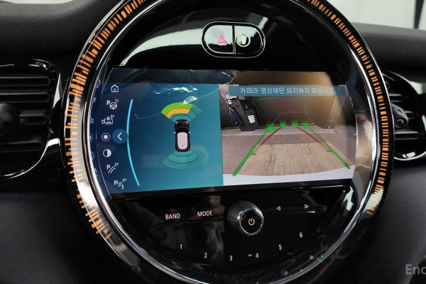 2023 Mini  с пробегом 9 546 км