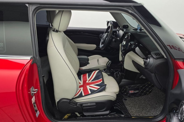 2022 Mini  с пробегом 39 103 км