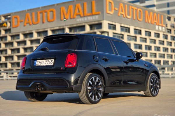 2023 Mini  с пробегом 25 531 км