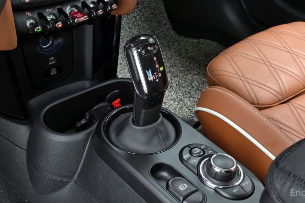 2023 Mini  с пробегом 29 939 км