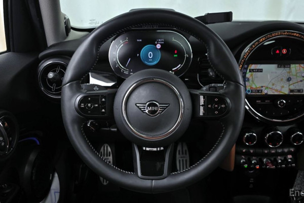 2023 Mini  с пробегом 29 939 км