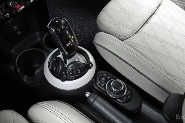 2022 Mini  с пробегом 16 137 км