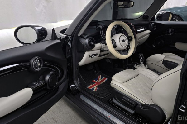 2022 Mini  с пробегом 16 137 км