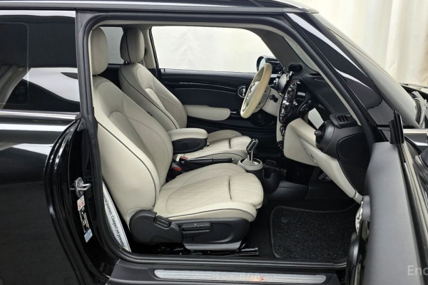 2022 Mini  с пробегом 16 137 км